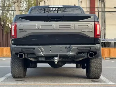 Ford F-150 Raptor