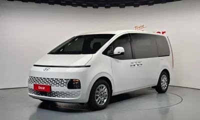 Hyundai Staria