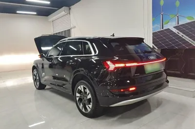 Audi e-tron