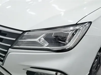 Roewe i5