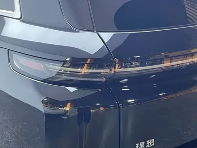 Li Auto Li L8