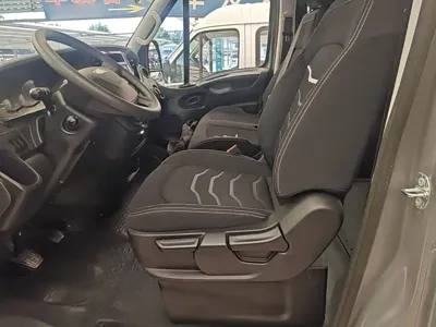 IVECO Ousheng