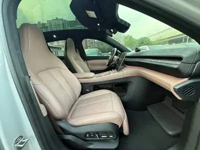 Nio EC6