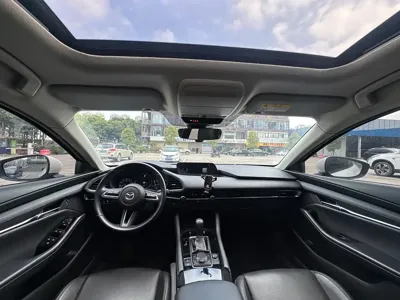 Mazda 3 Axela