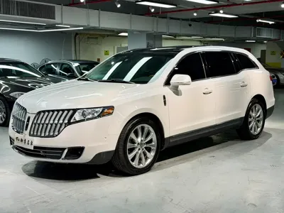 Lincoln MKT