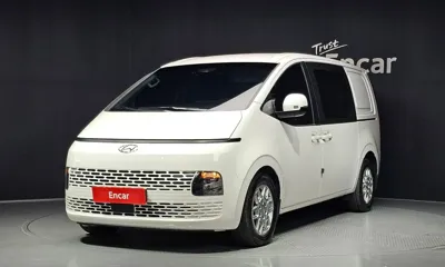 Hyundai Staria