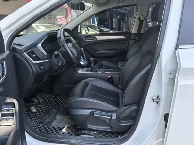 Roewe RX5