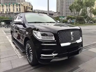 Lincoln Navigator