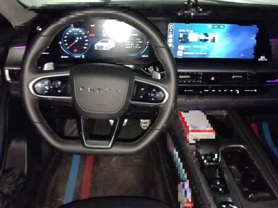 Chery Arrizo 8