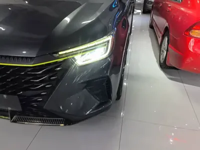 Roewe RX5