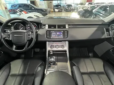 Land Rover Sport