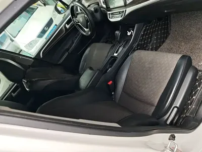 Honda Jade