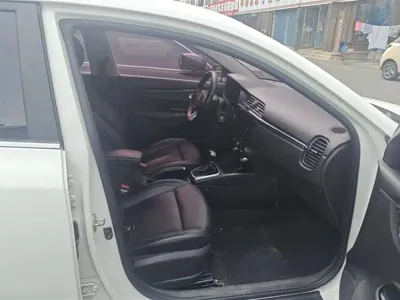 Kia K2