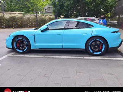Porsche Taycan