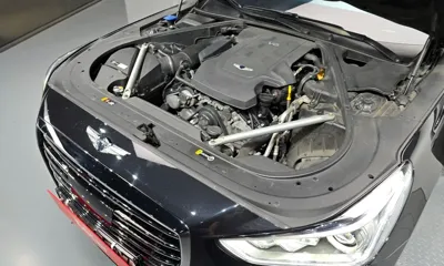 Genesis EQ900