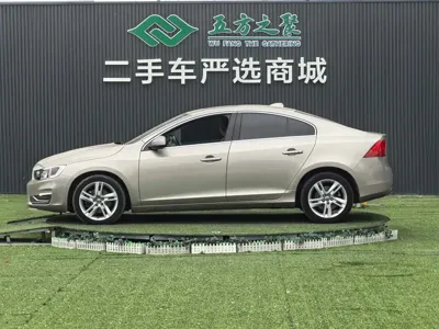 Volvo S60 (Import)