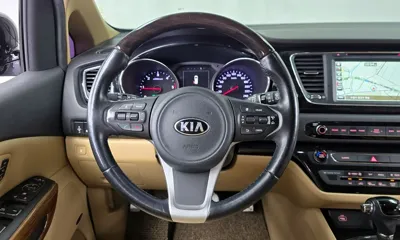 Kia Canival