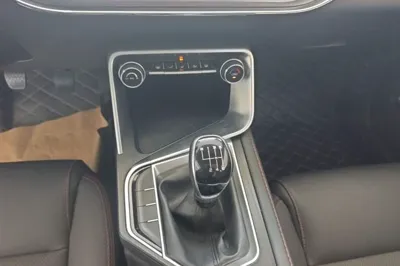 Geely Auto Binray