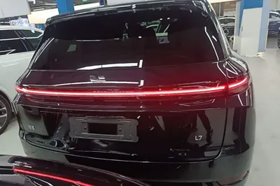 Li Auto L7