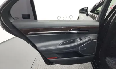 Genesis EQ900