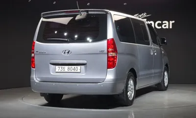Hyundai Starex