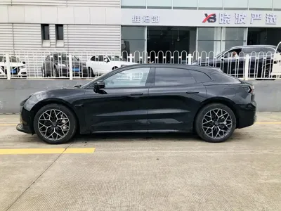 Zeekr 001
