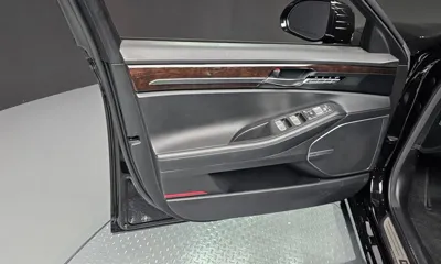 Genesis EQ900