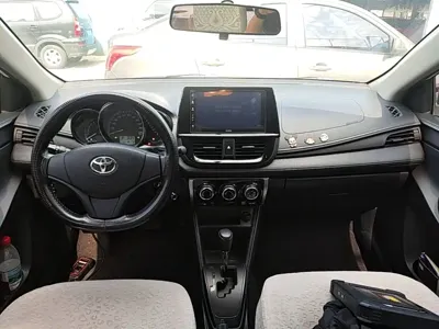 Toyota Yaris L
