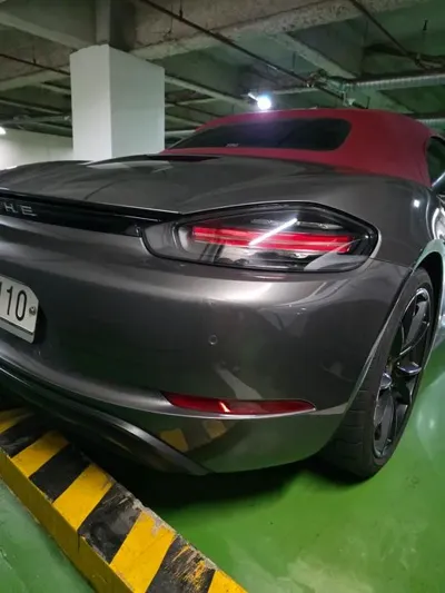 Porsche 718