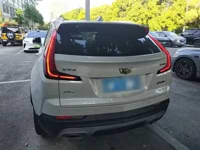 Cadillac XT4