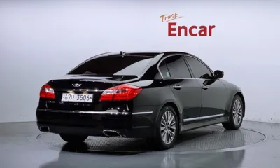 Hyundai Genesis