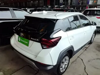 Toyota Yaris L