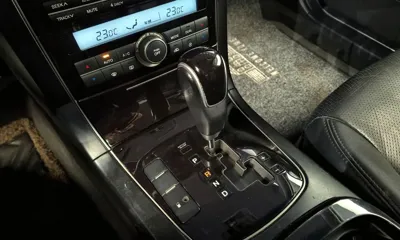 Kia Opirus