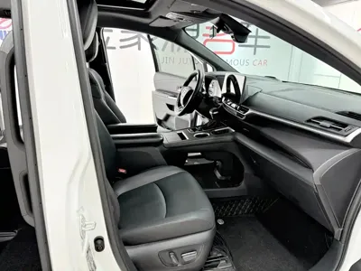 Toyota Granvia