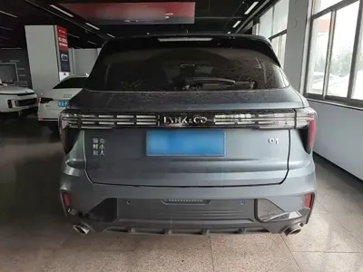Lynk & Co 01