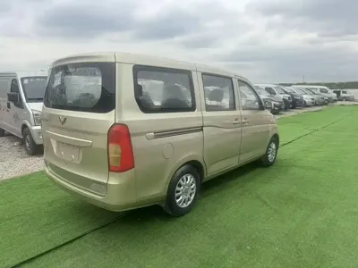 Wuling Rongguang V