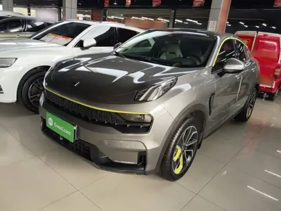 Lynk & Co 05