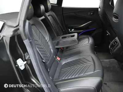 Astonmartin DBX
