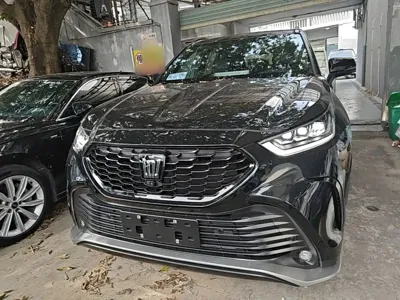 Toyota Crown Kluger