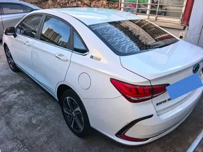 BAIC EU5