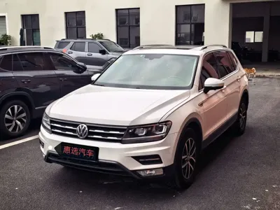 Volkswagen Tiguan L