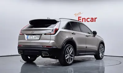 Cadillac XT4