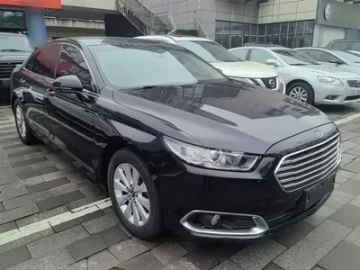 Ford Taurus