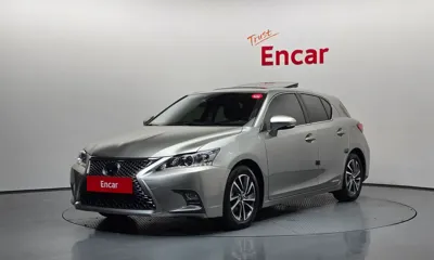 Lexus CT200h
