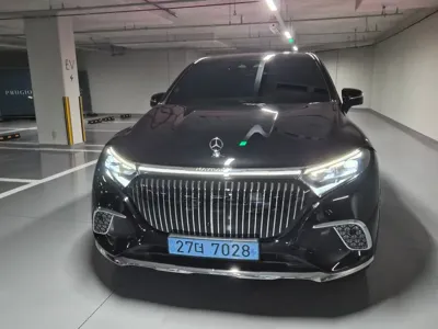 Mercedes-Benz EQS