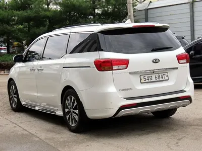 Kia Canival