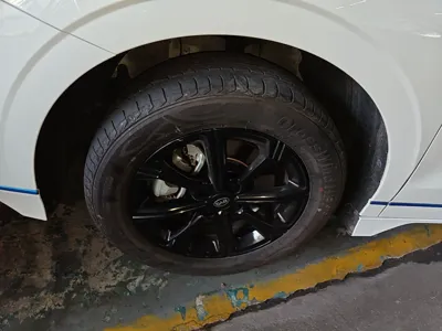 BYD e2