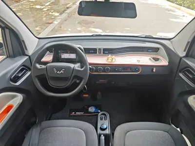 Wuling MINIEV