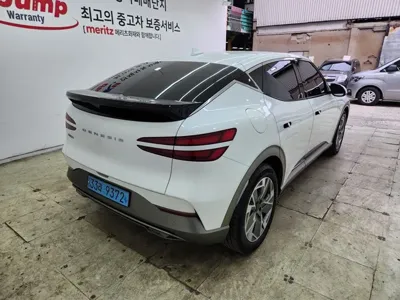 Genesis GV60