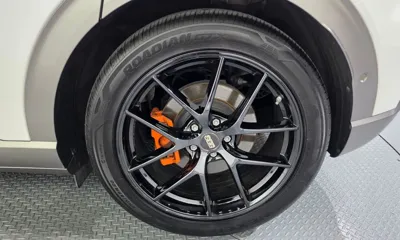 Genesis GV60